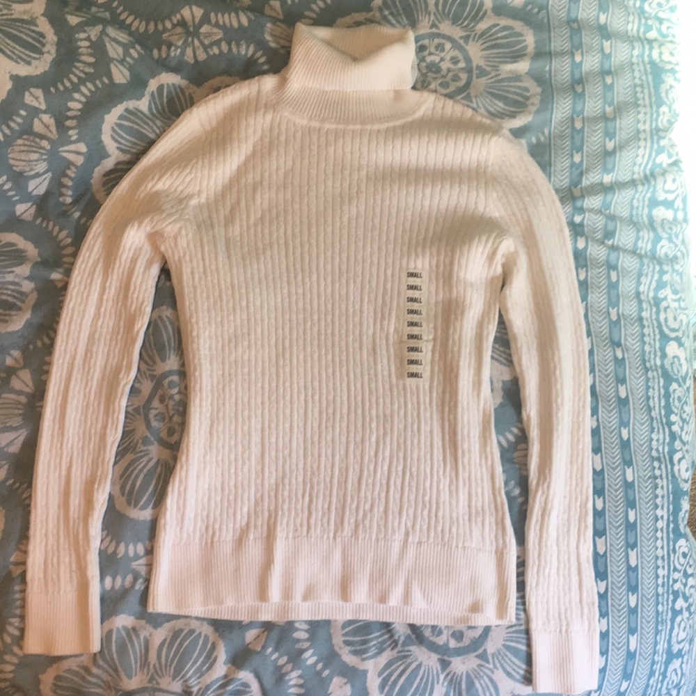 NWT Off-White Turtleneck Sweater